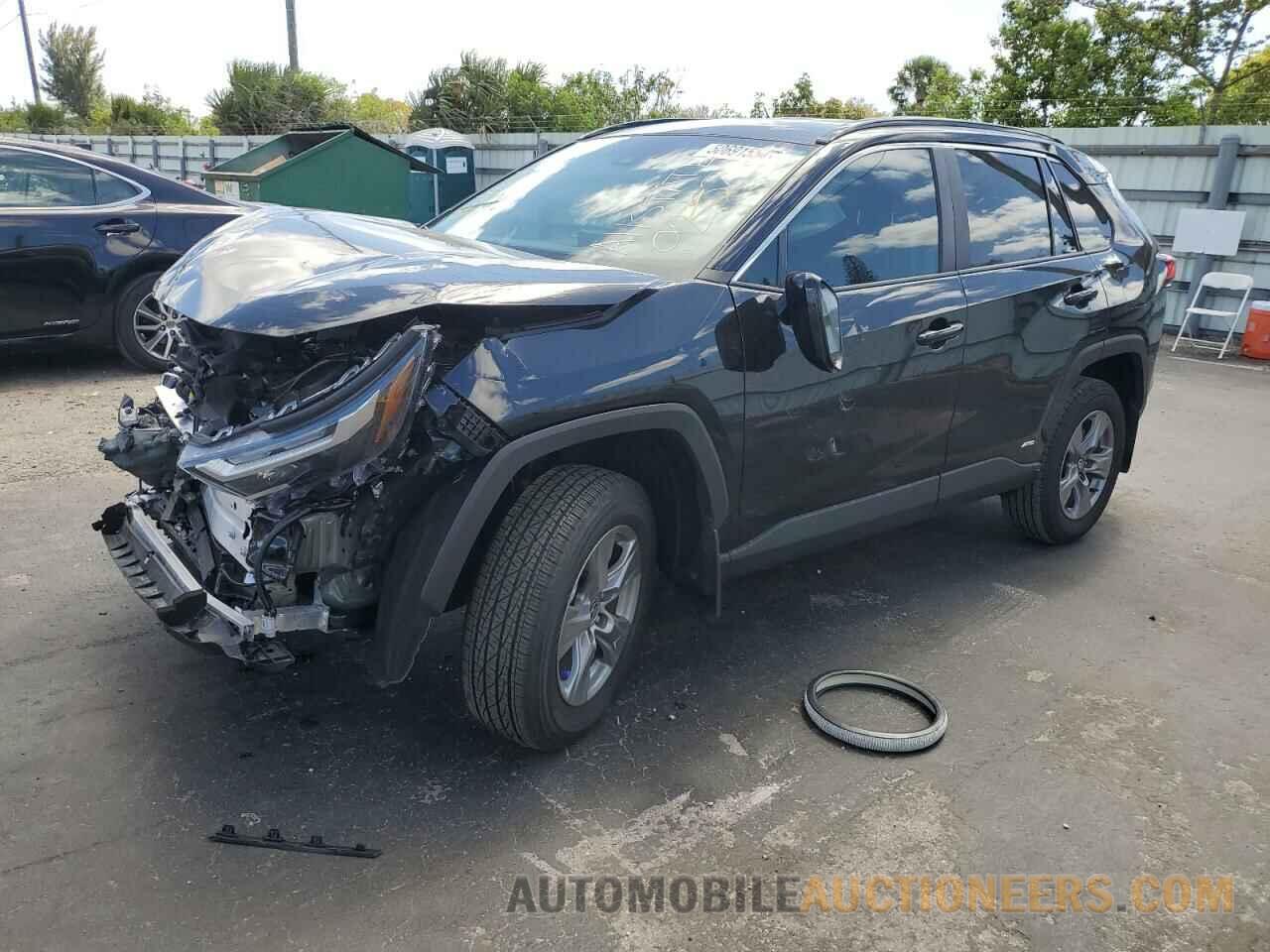 4T3RWRFV0RU128812 TOYOTA RAV4 2024