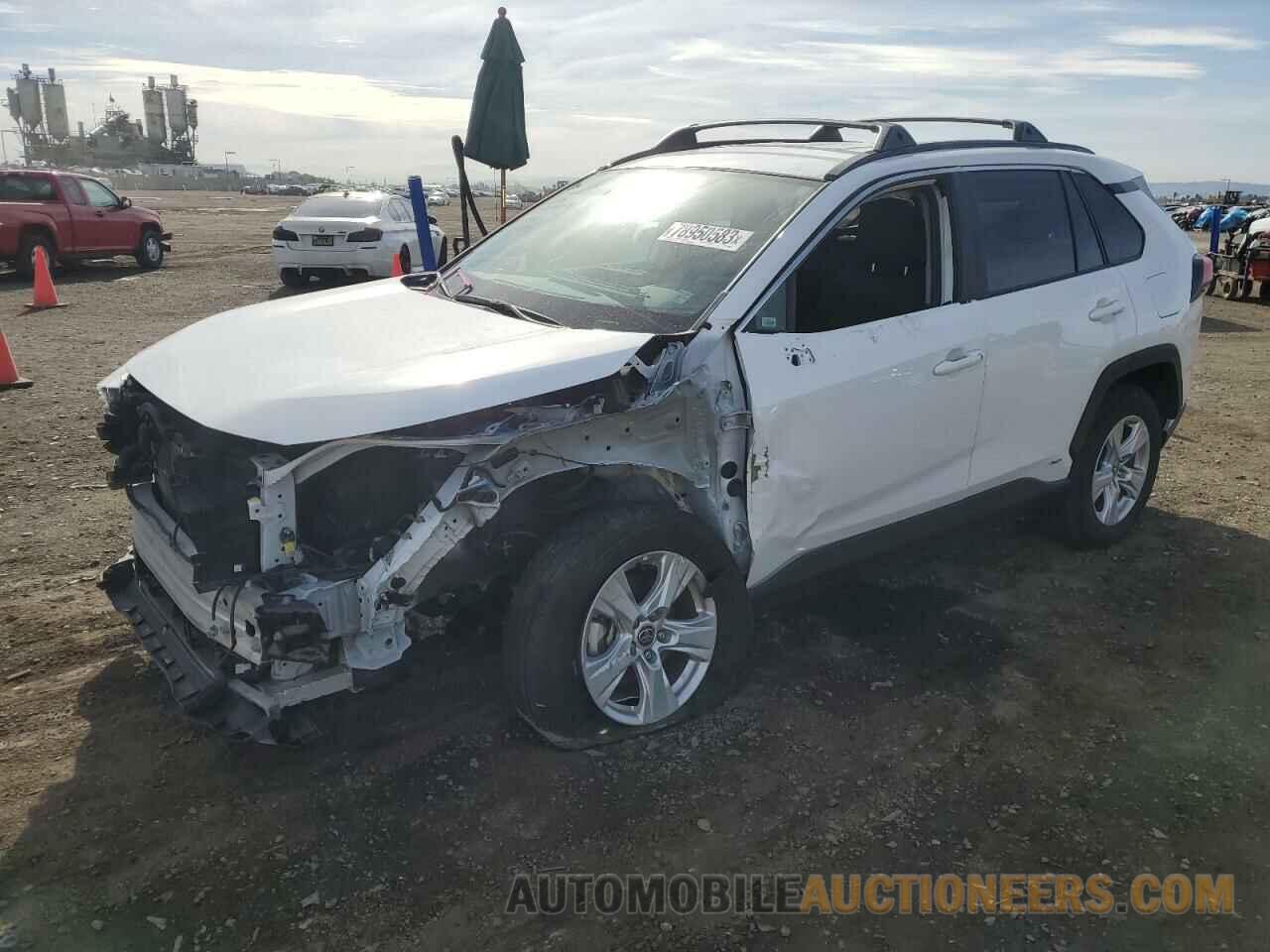 4T3RWRFV6MU048052 TOYOTA RAV4 2021