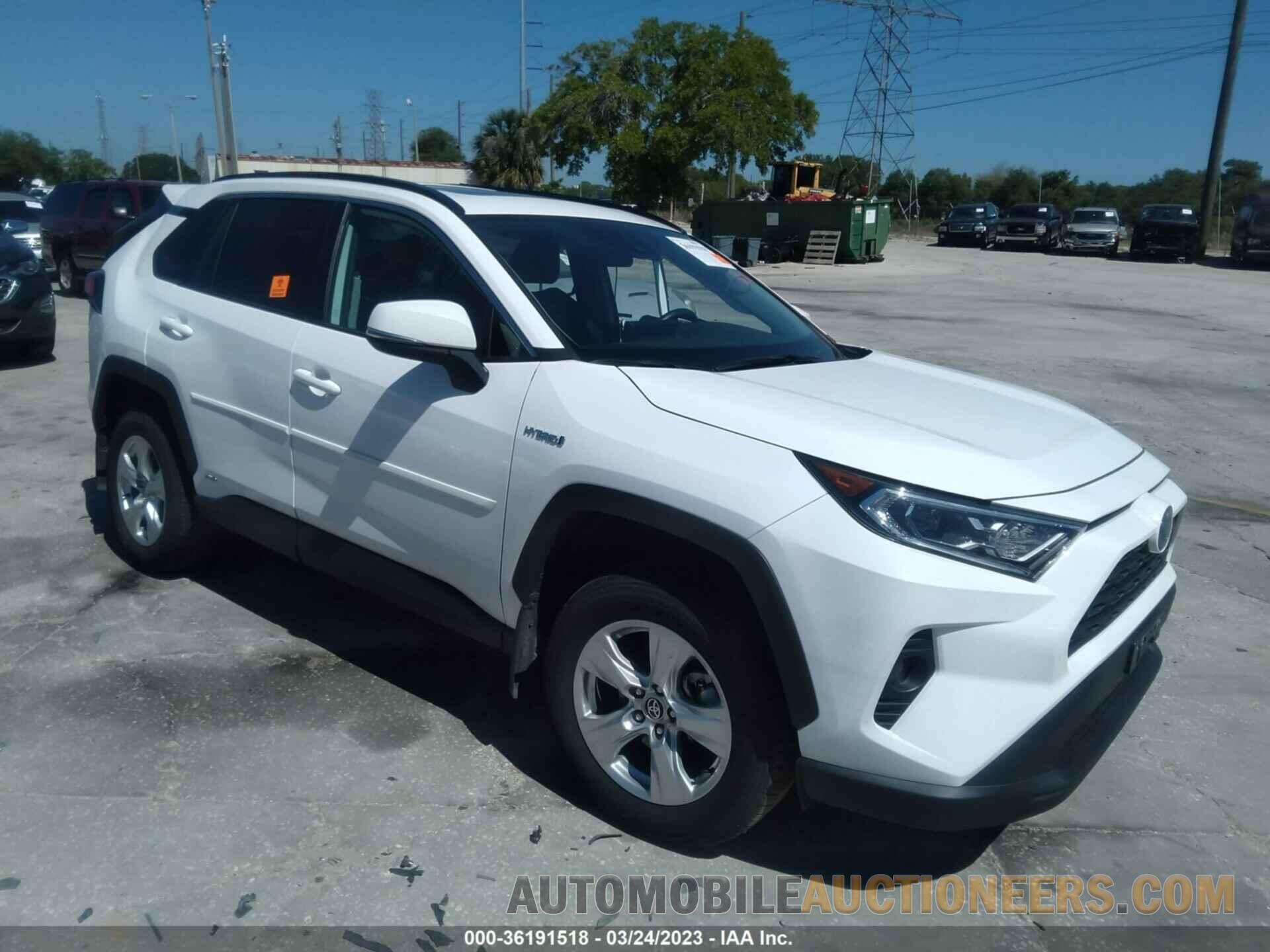 4T3RWRFV8MU015621 TOYOTA RAV4 2021