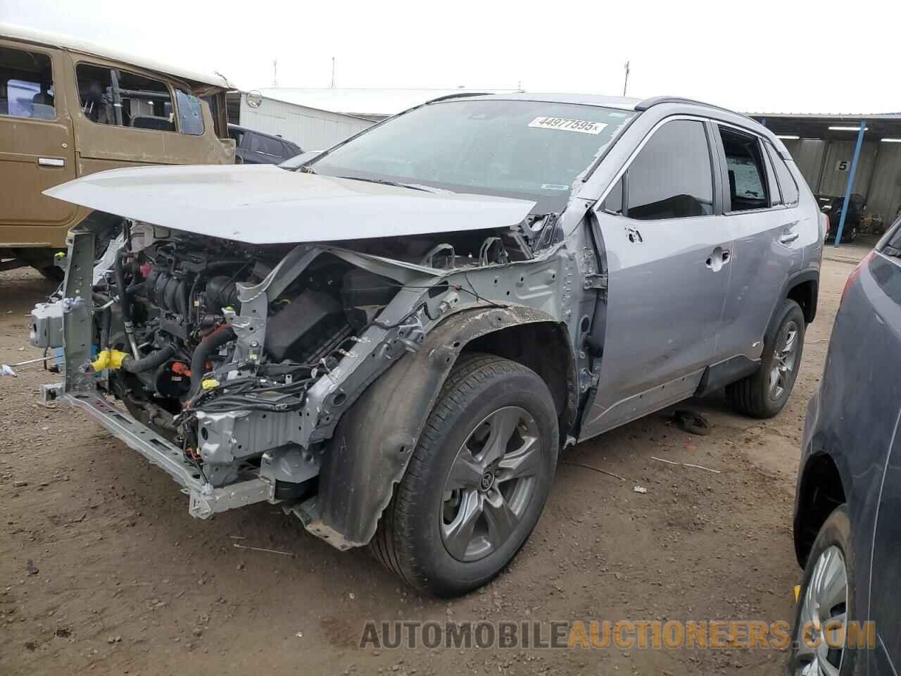 4T3RWRFV8RU122157 TOYOTA RAV4 2024