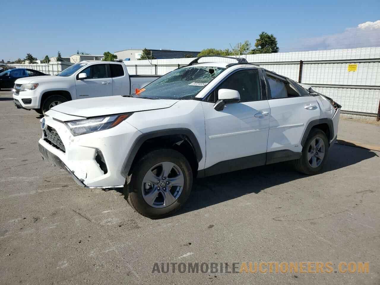 4T3RWRFV8RU127973 TOYOTA RAV4 2024