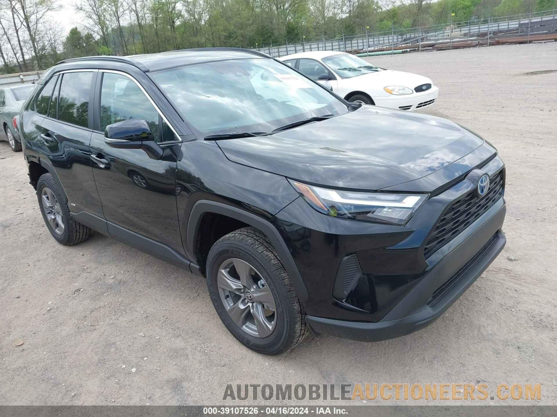 4T3RWRFV8RU132672 TOYOTA RAV4 2024