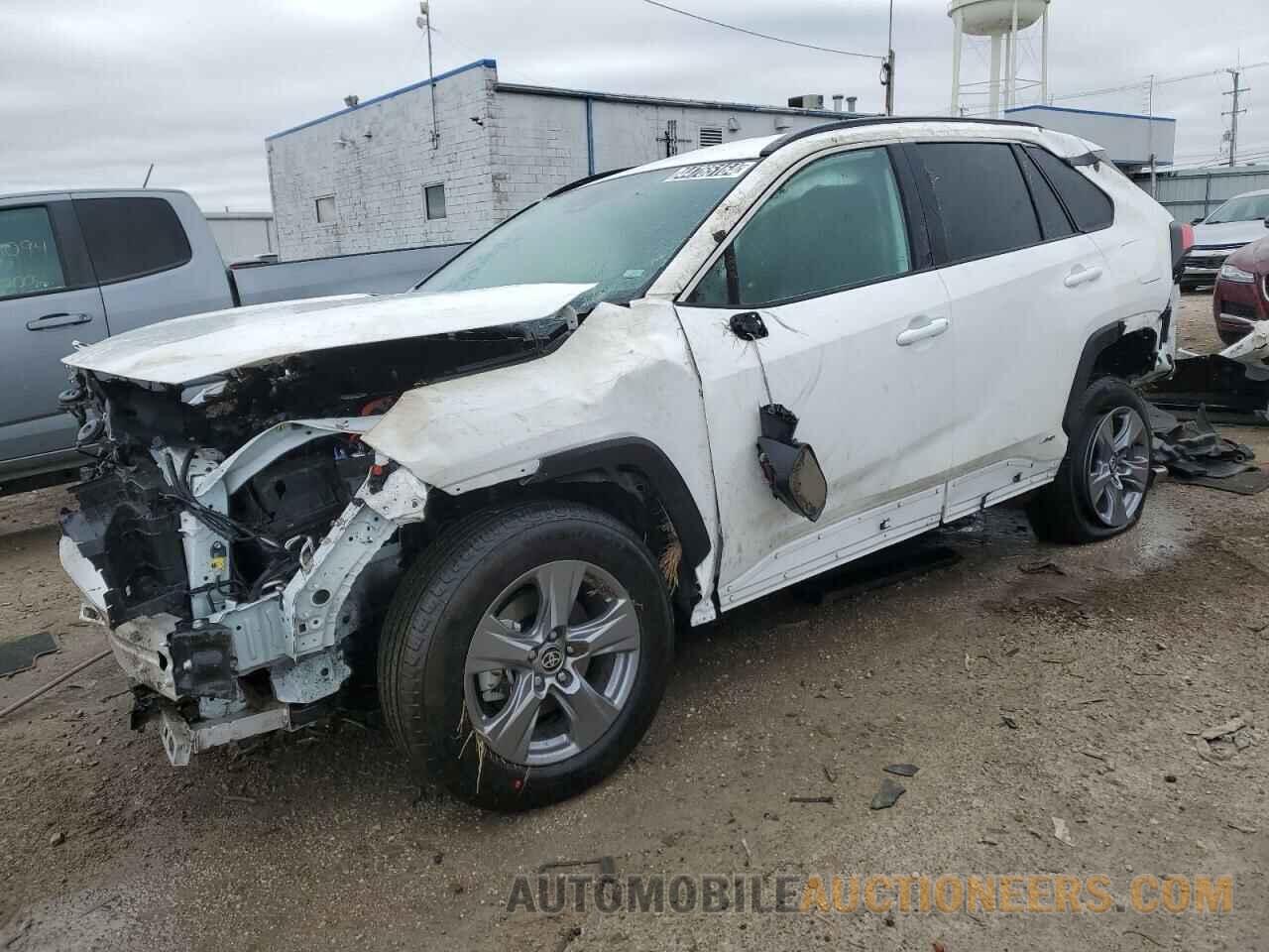 4T3RWRFVXRU131118 TOYOTA RAV4 2024