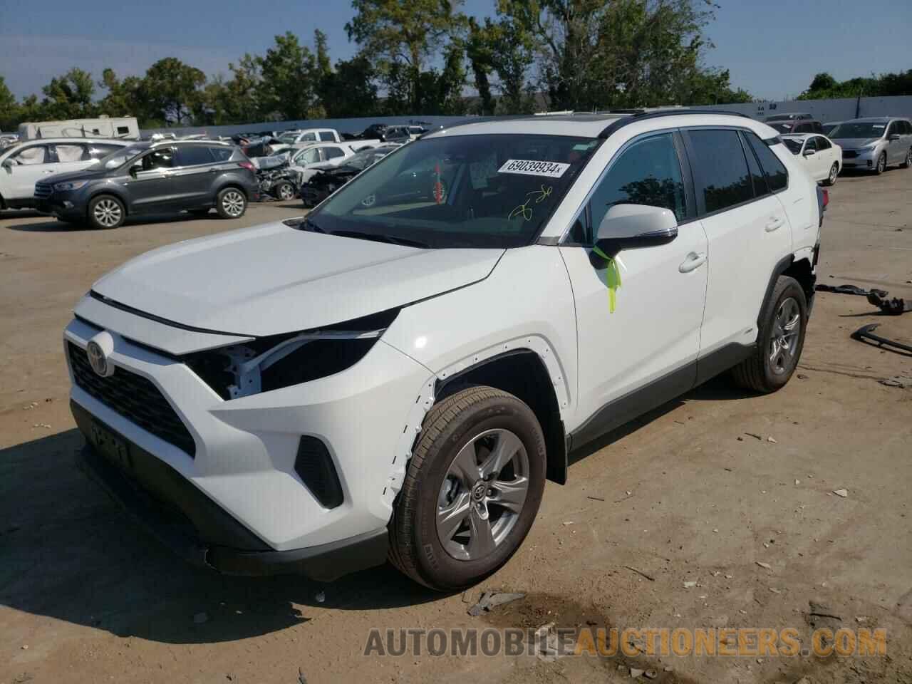 4T3RWRFVXRU146900 TOYOTA RAV4 2024