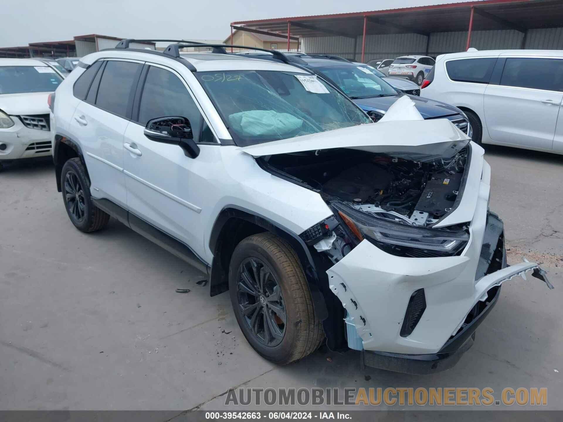 4T3T6RFV9RU158901 TOYOTA RAV4 2024