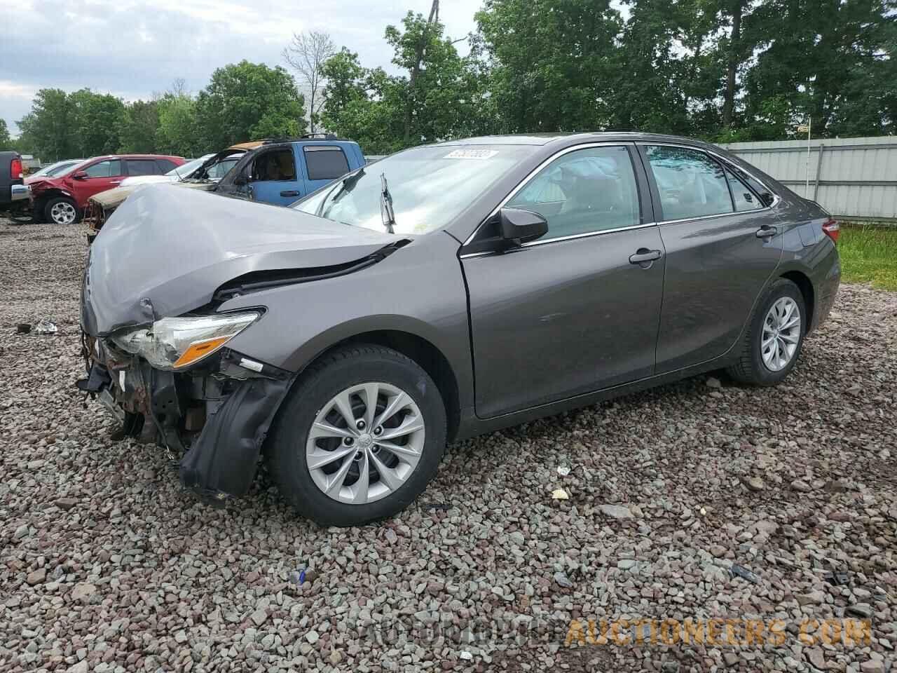 4T4BF1FK0FR458405 TOYOTA CAMRY 2015