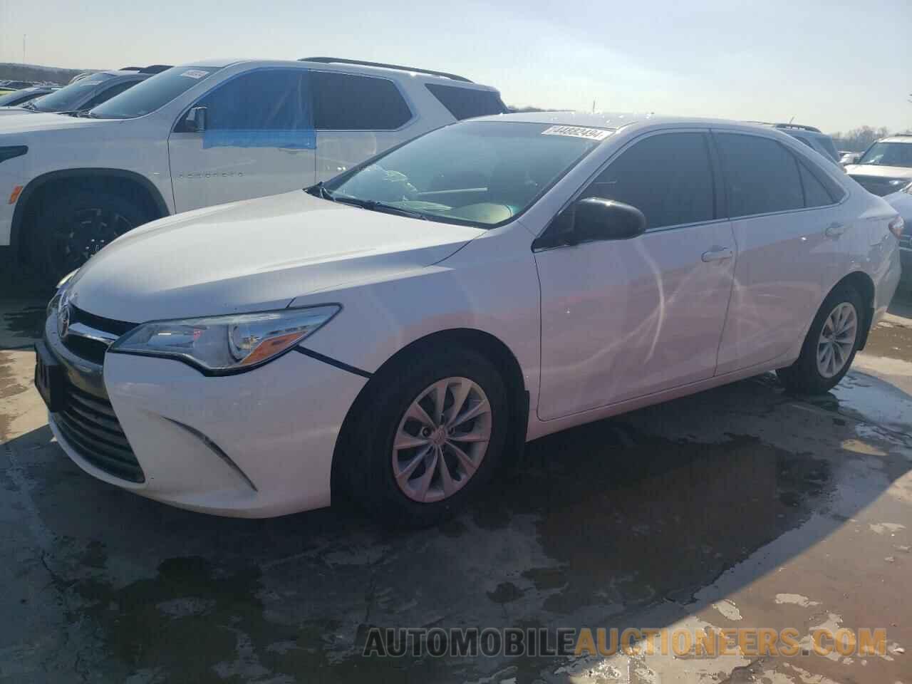 4T4BF1FK0FR461255 TOYOTA CAMRY 2015