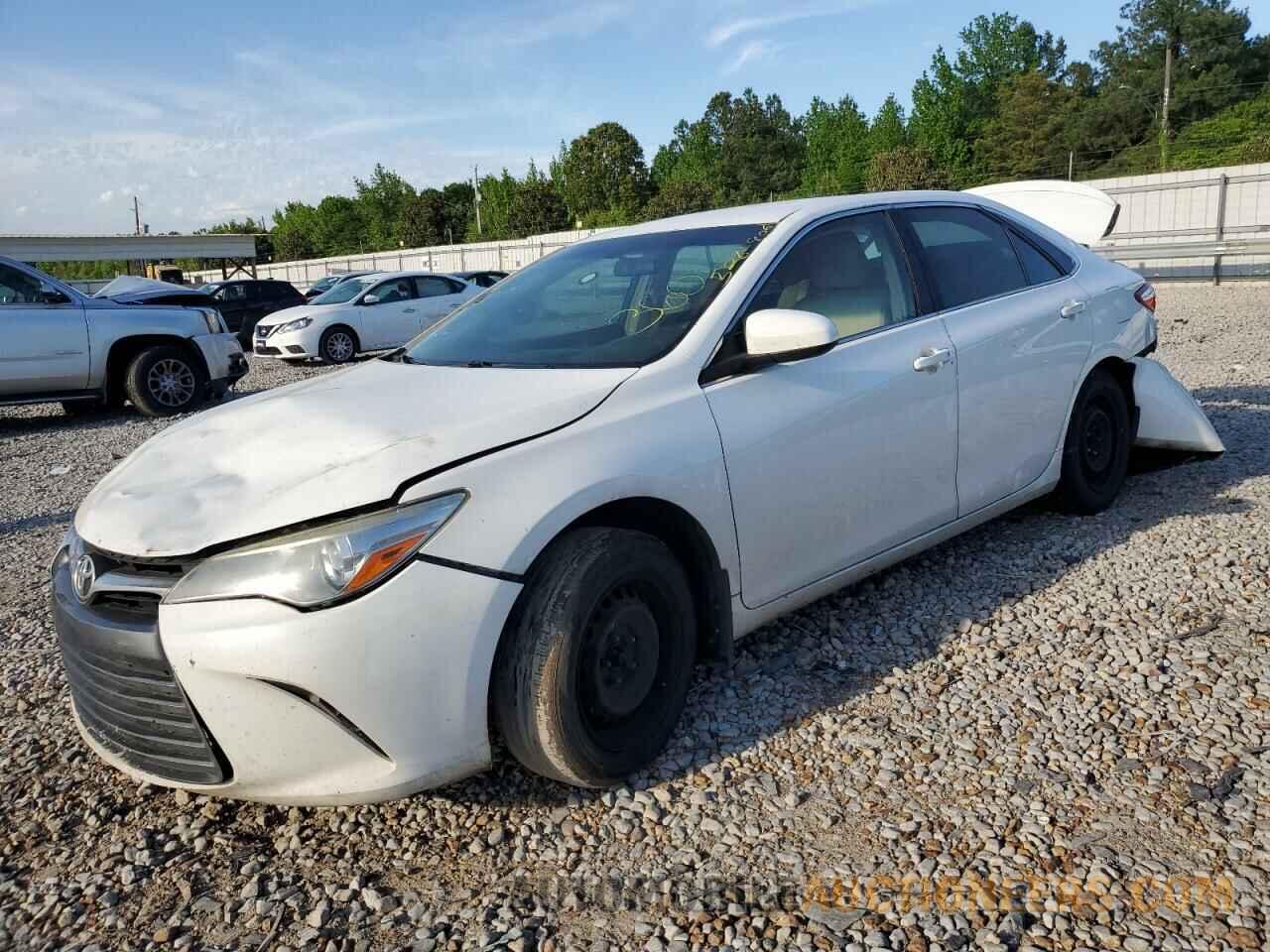 4T4BF1FK0FR462096 TOYOTA CAMRY 2015