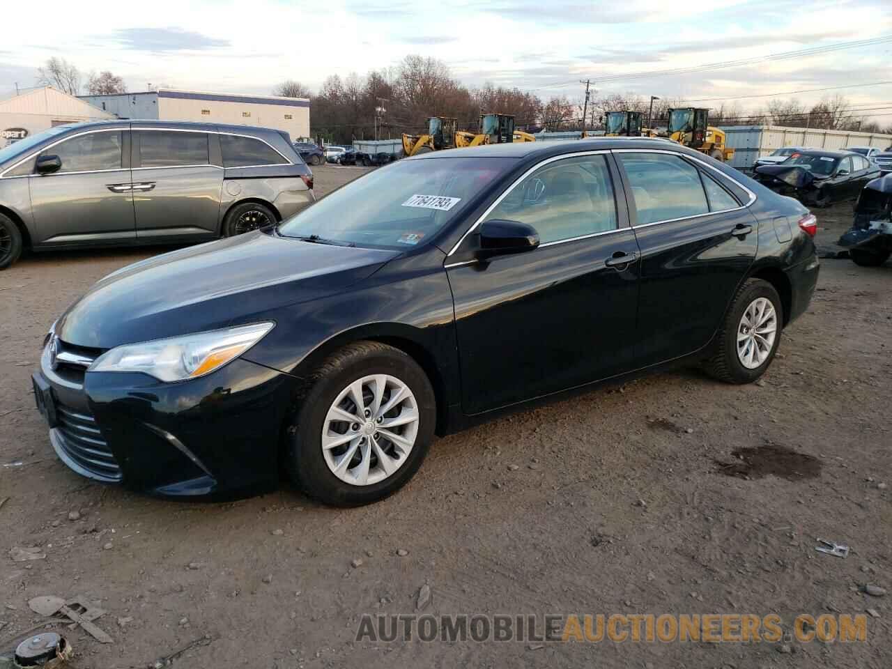 4T4BF1FK0FR472465 TOYOTA CAMRY 2015