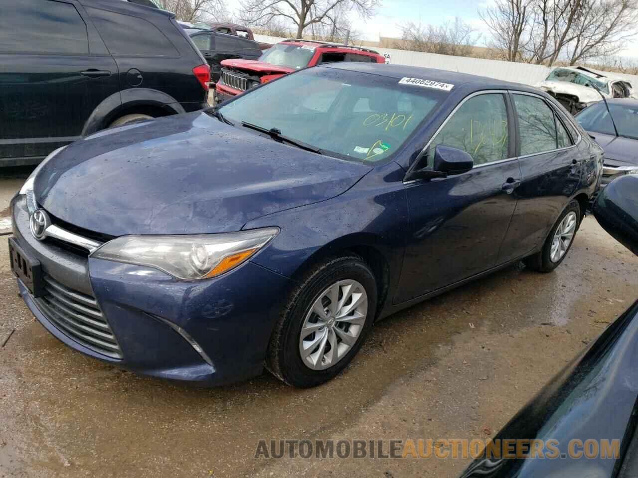 4T4BF1FK0FR489332 TOYOTA CAMRY 2015