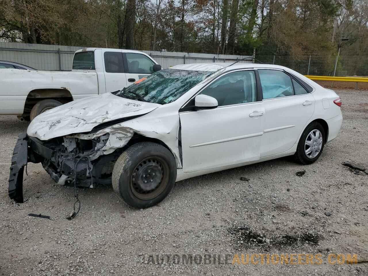 4T4BF1FK0FR492683 TOYOTA CAMRY 2015