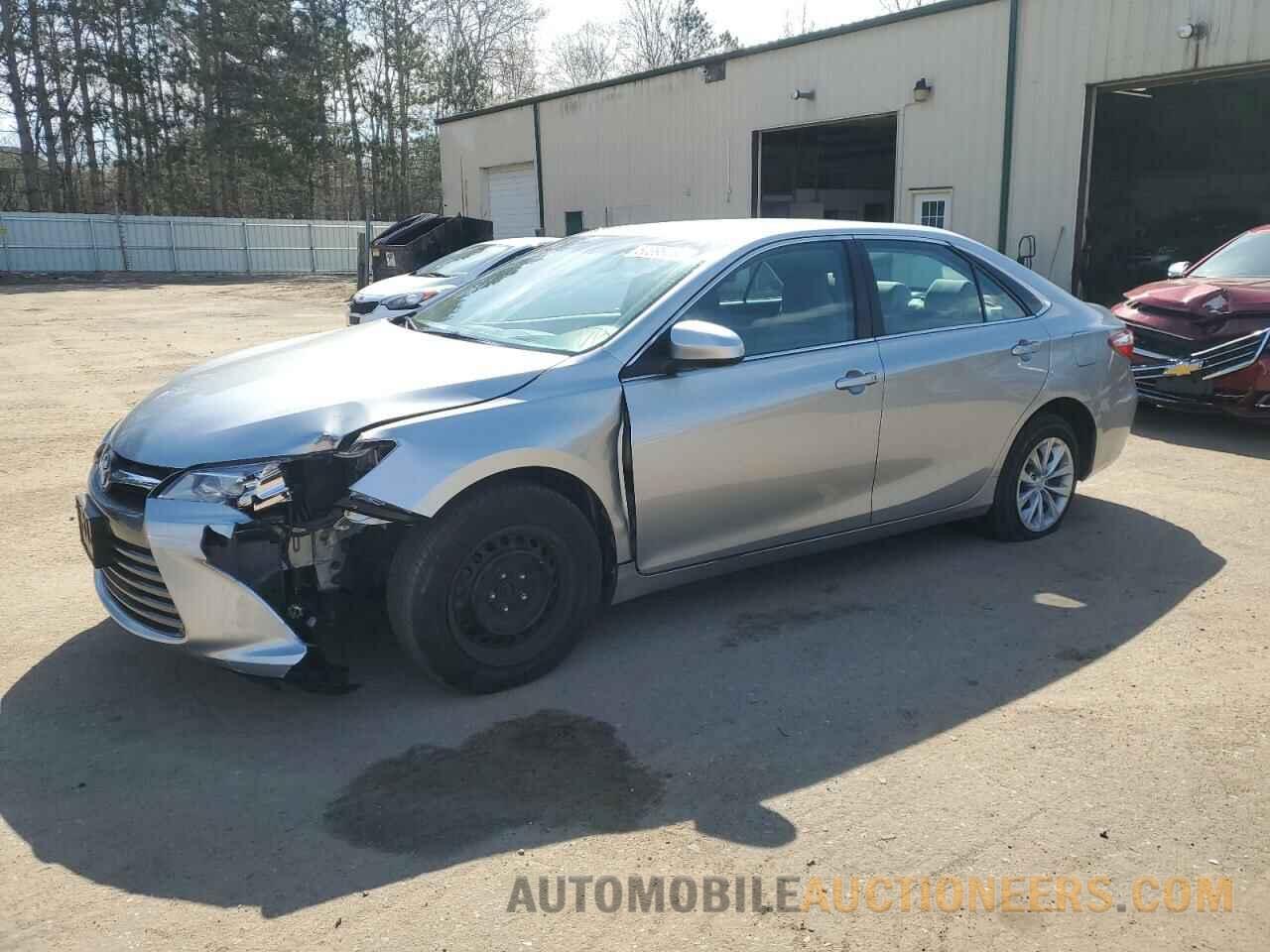 4T4BF1FK0FR504704 TOYOTA CAMRY 2015