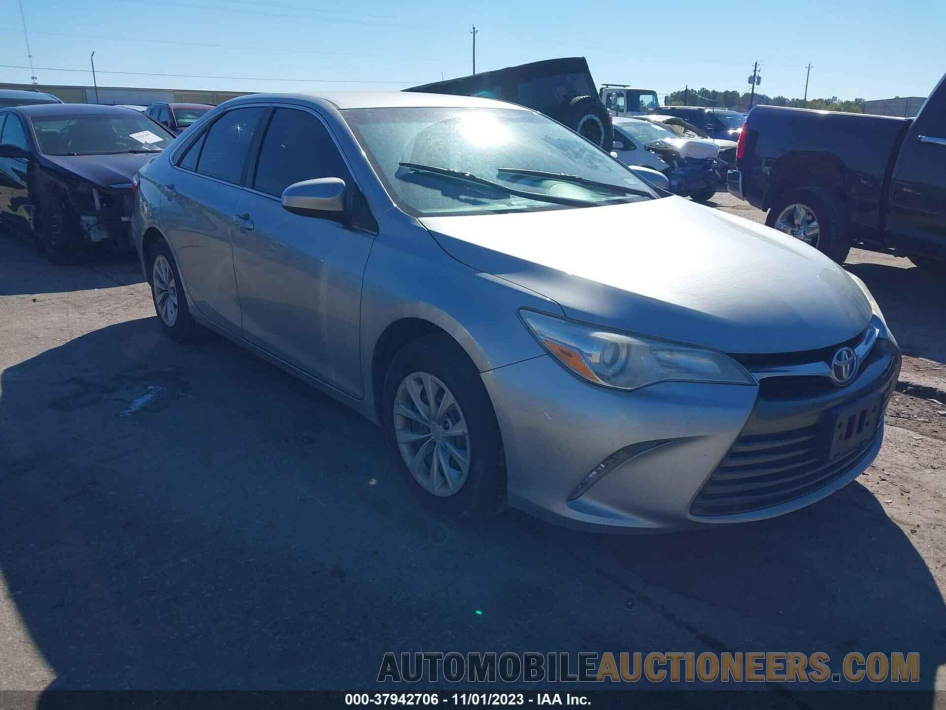 4T4BF1FK1FR490652 TOYOTA CAMRY 2015