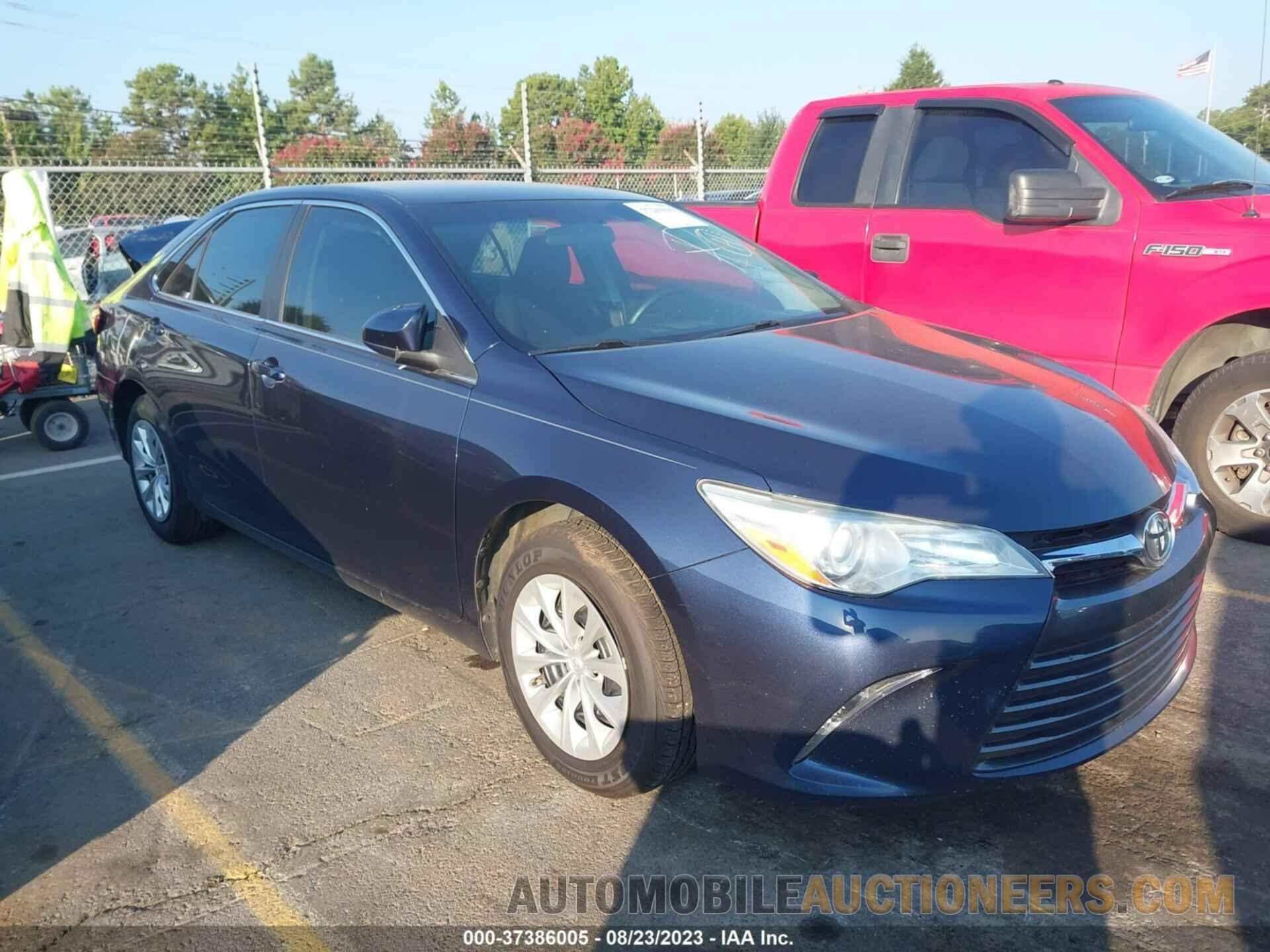 4T4BF1FK1FR493910 TOYOTA CAMRY 2015