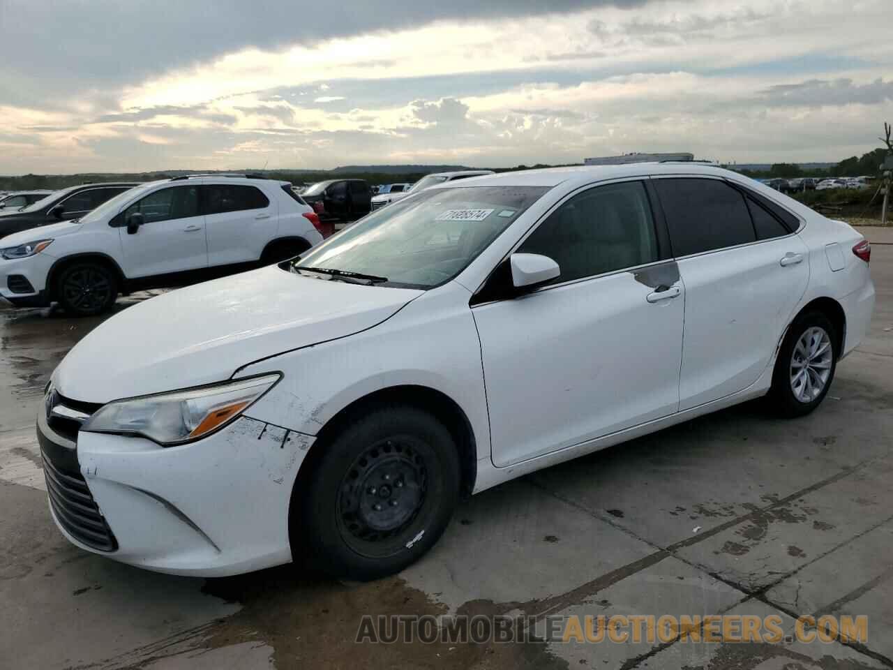 4T4BF1FK1FR494894 TOYOTA CAMRY 2015