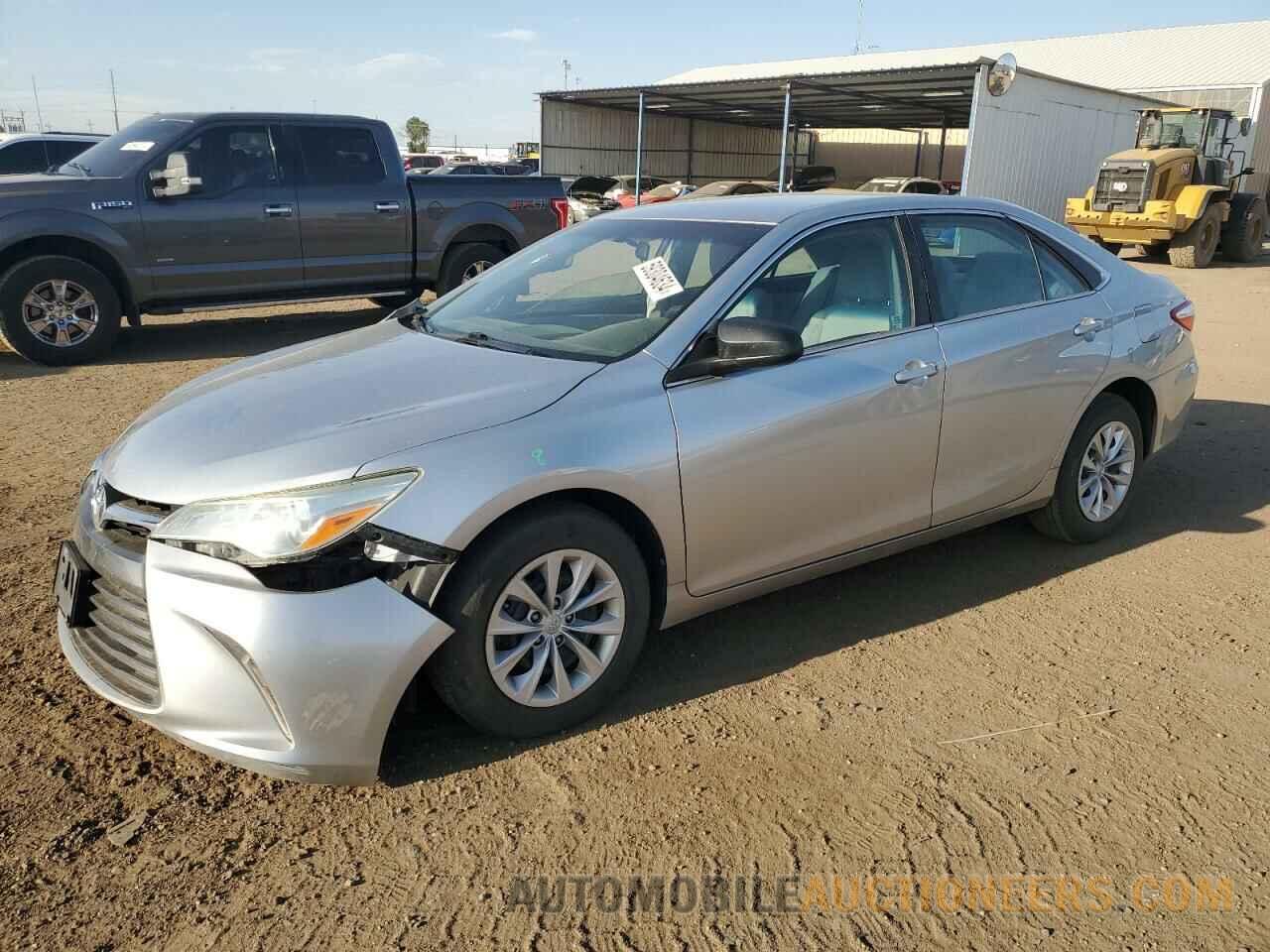 4T4BF1FK1FR513556 TOYOTA CAMRY 2015