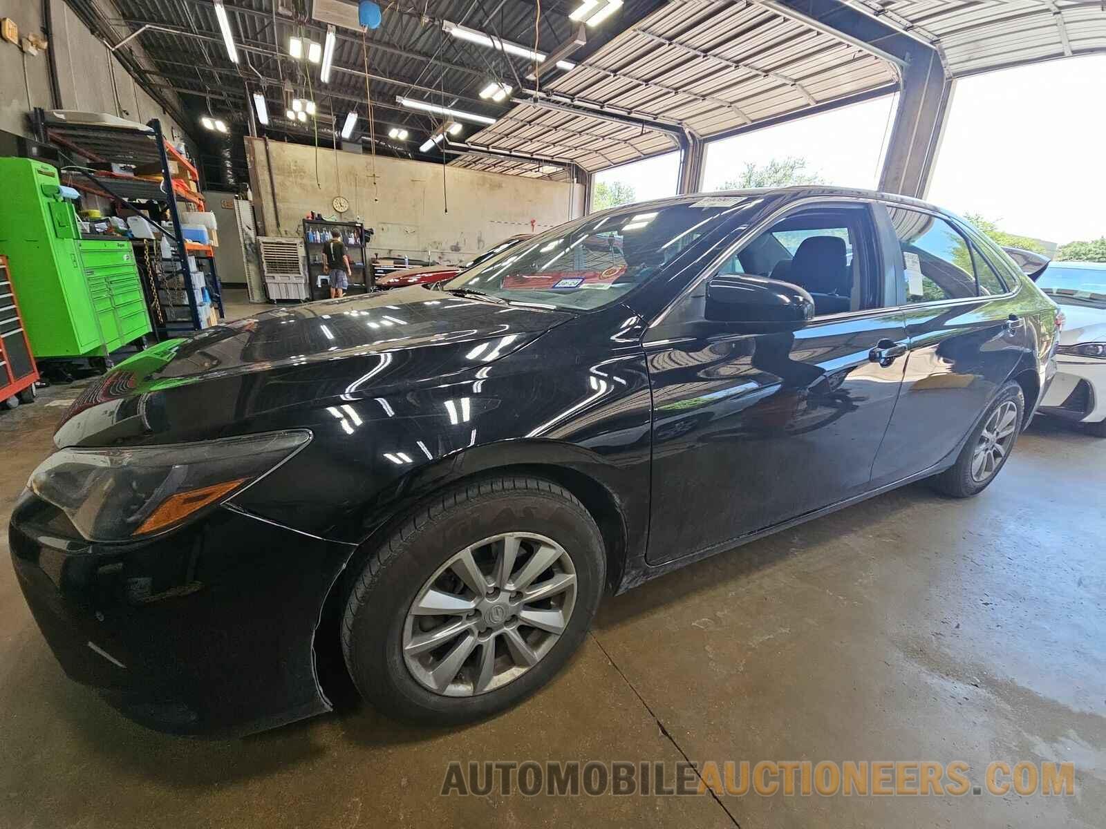 4T4BF1FK1FR516280 Toyota Camry 2015