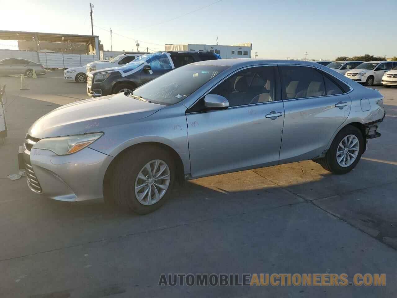 4T4BF1FK1GR541844 TOYOTA CAMRY 2016