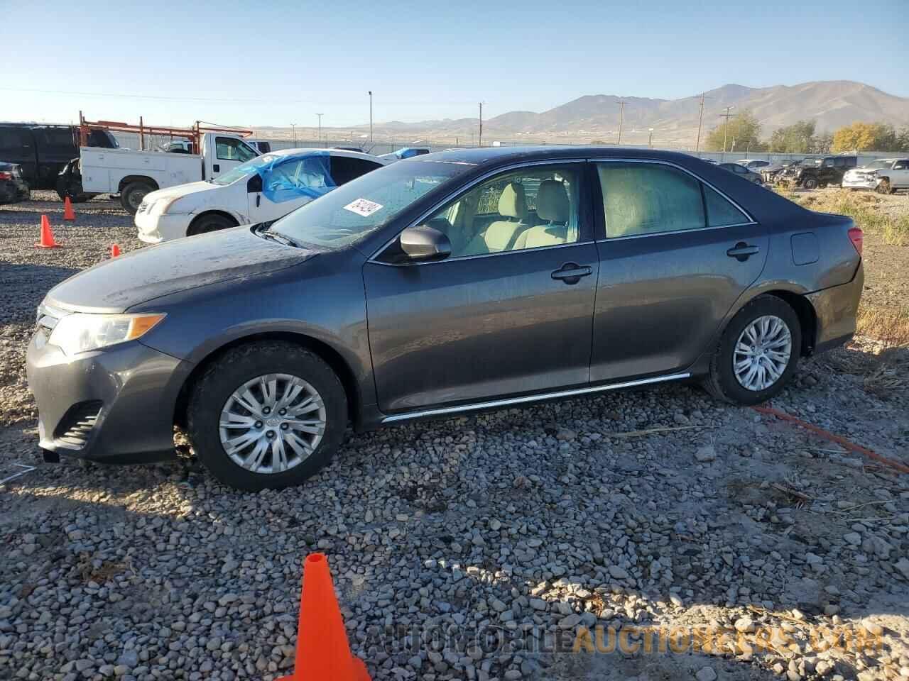 4T4BF1FK2CR270061 TOYOTA CAMRY 2012