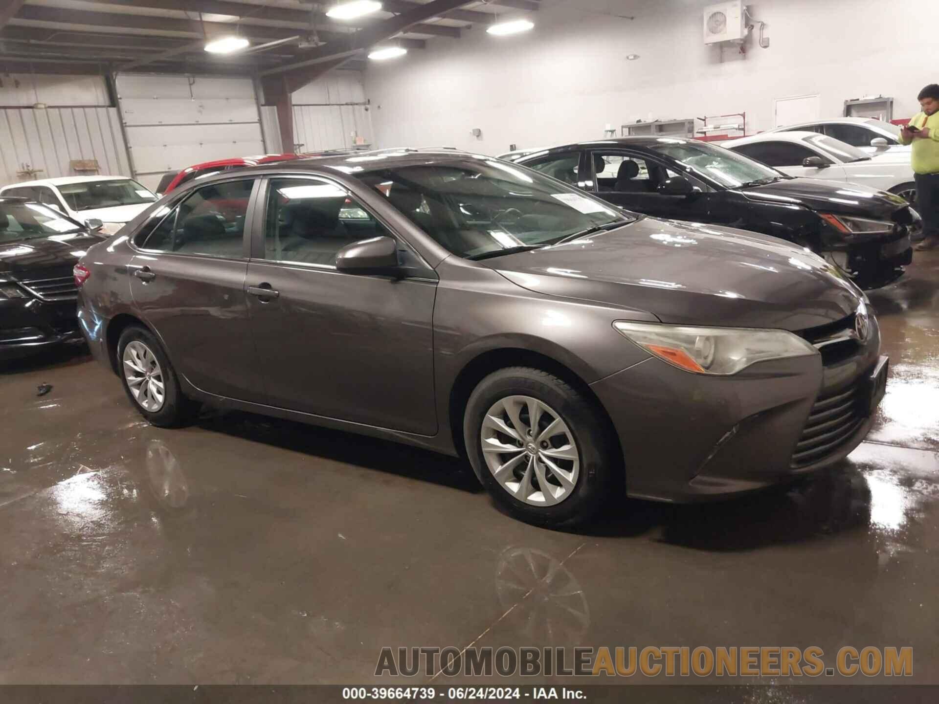 4T4BF1FK2FR450001 TOYOTA CAMRY 2015