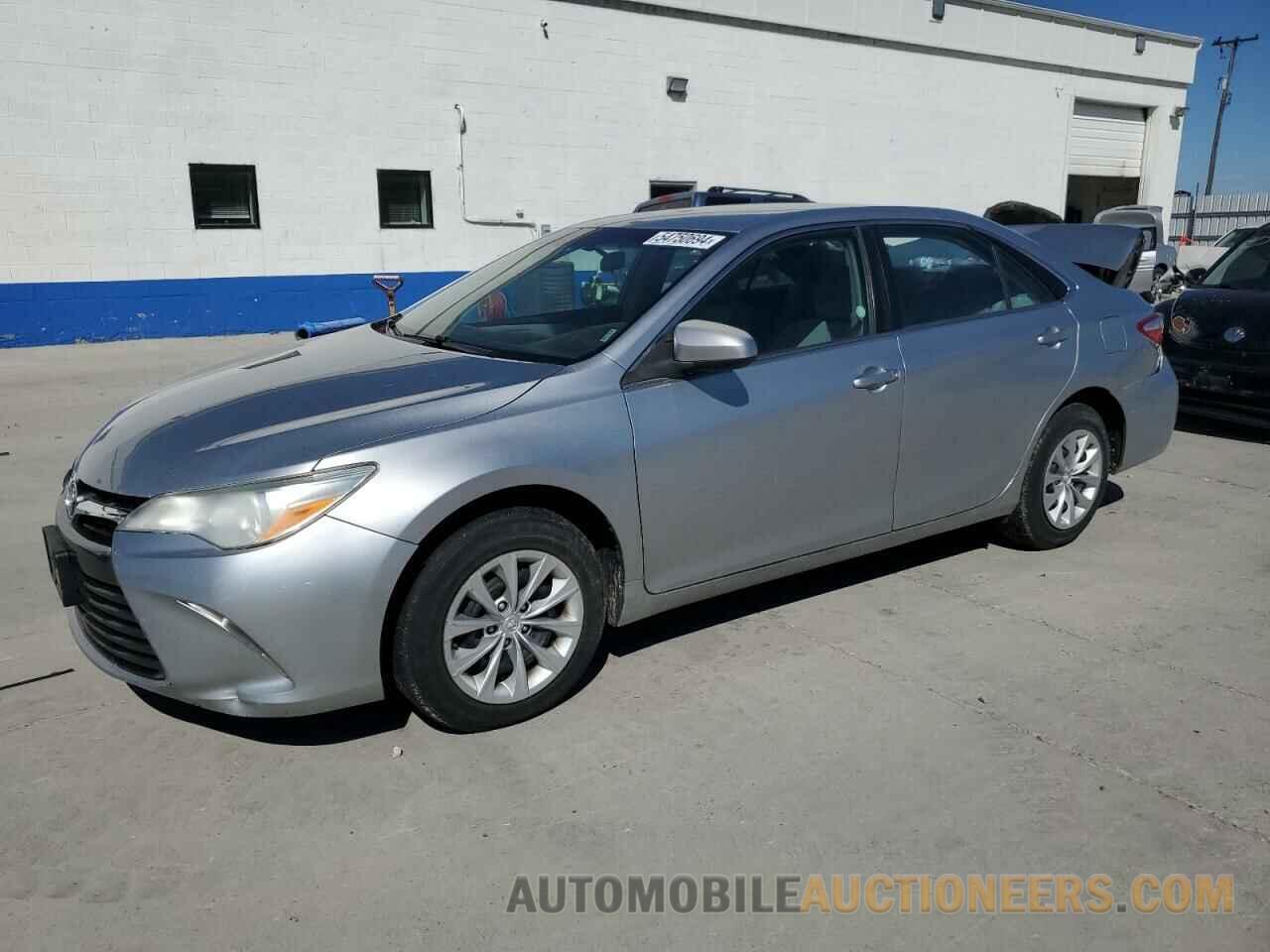 4T4BF1FK2FR460009 TOYOTA CAMRY 2015