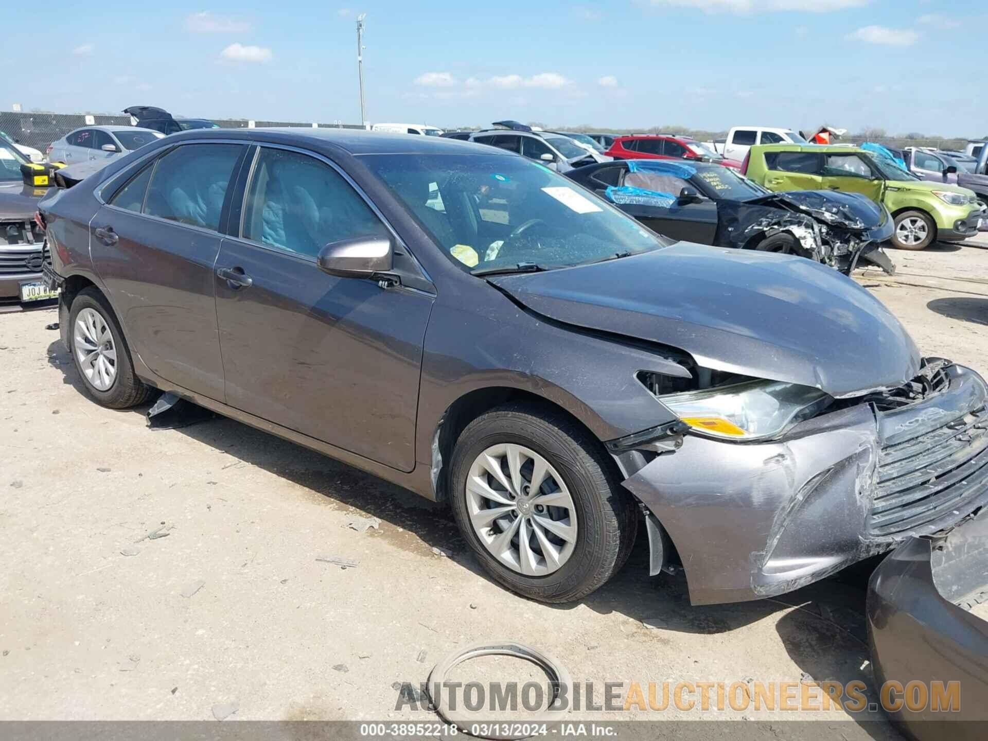 4T4BF1FK2FR499778 TOYOTA CAMRY 2015