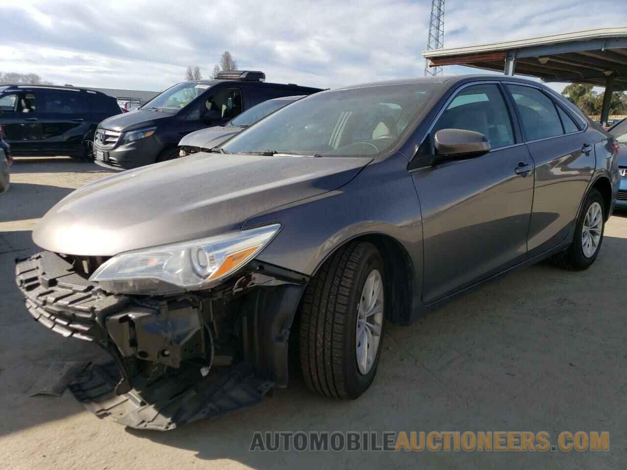 4T4BF1FK2FR514862 TOYOTA CAMRY 2015