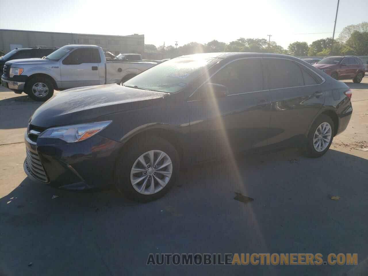 4T4BF1FK2GR547832 TOYOTA CAMRY 2016