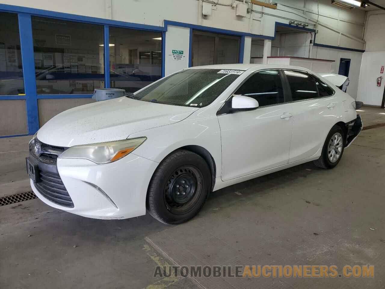 4T4BF1FK3FR470631 TOYOTA CAMRY 2015