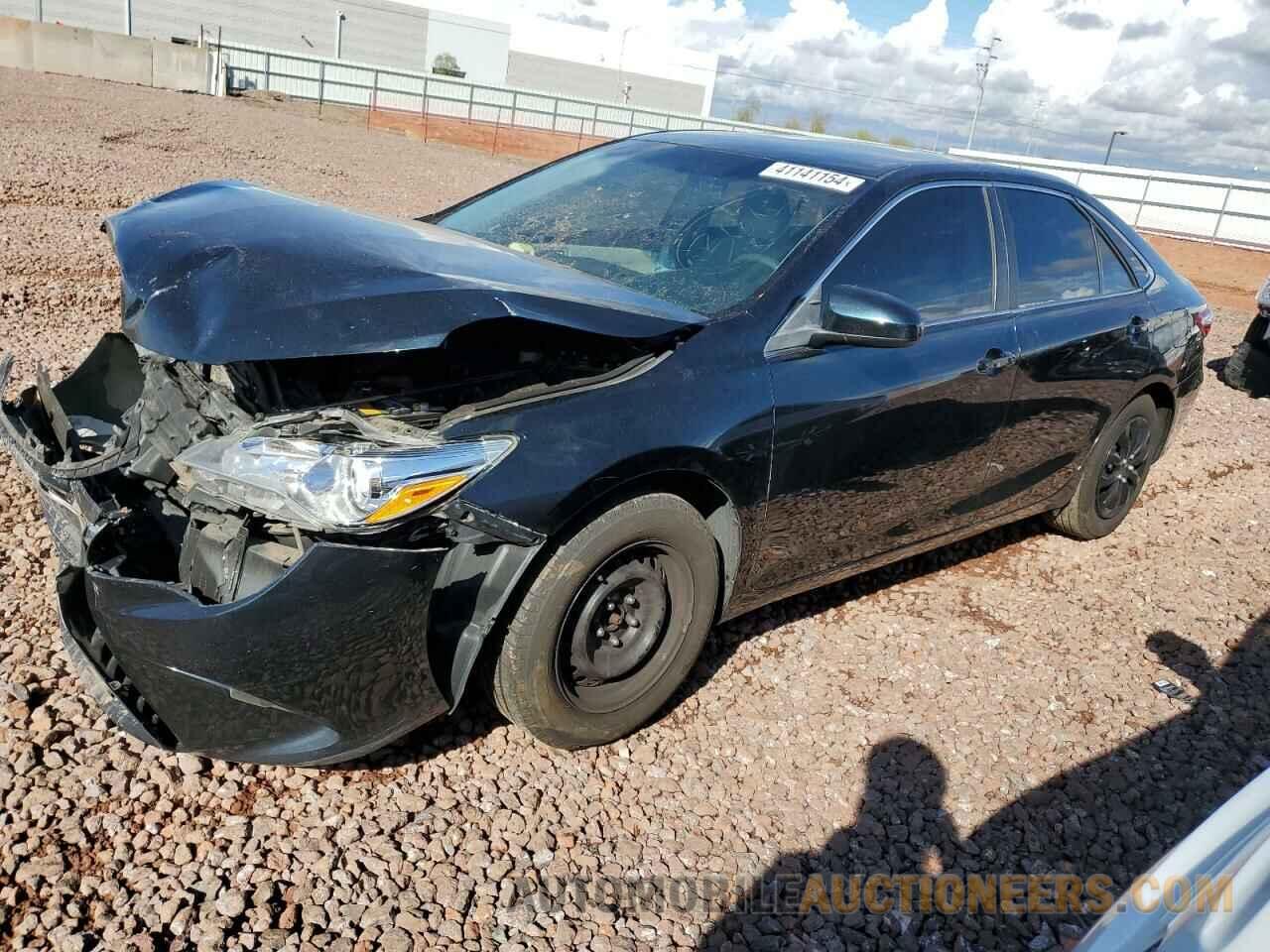 4T4BF1FK3FR473139 TOYOTA CAMRY 2015