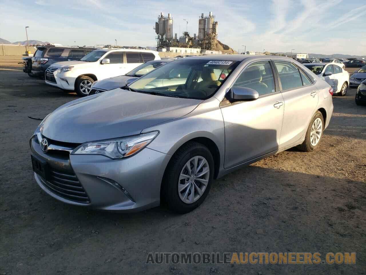 4T4BF1FK3FR493553 TOYOTA CAMRY 2015