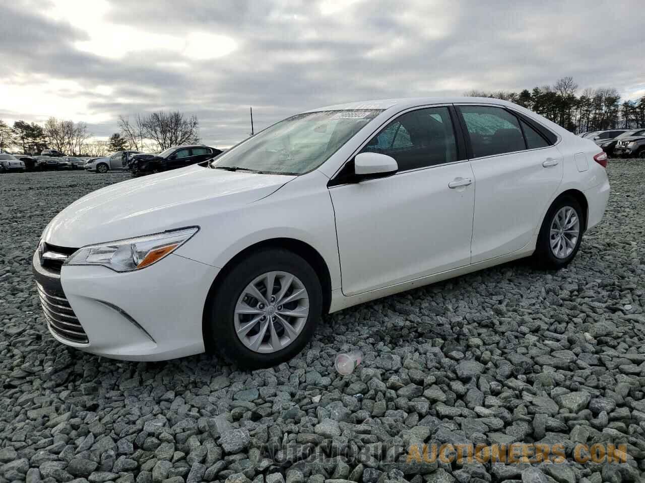 4T4BF1FK3FR499403 TOYOTA CAMRY 2015