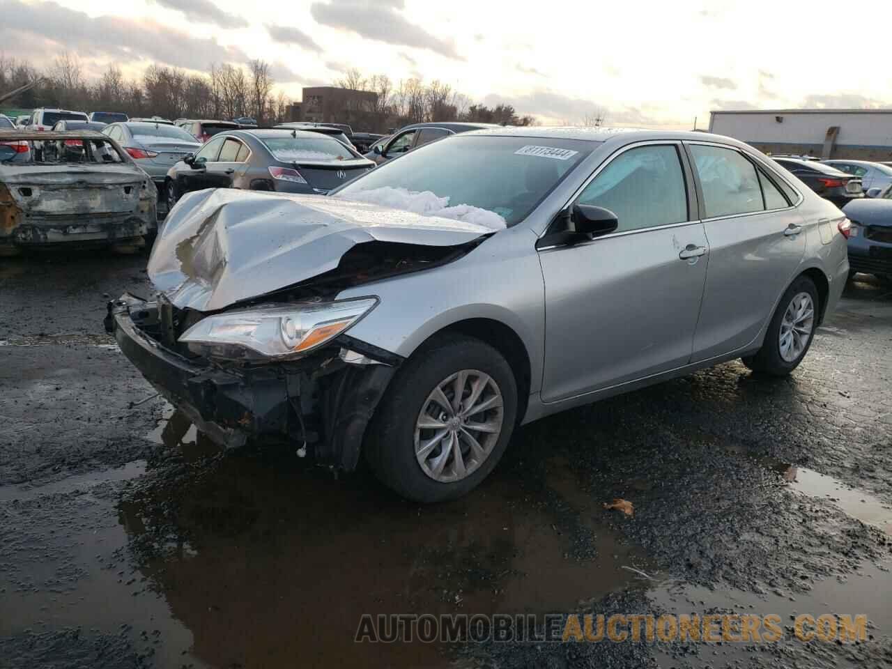 4T4BF1FK3FR500341 TOYOTA CAMRY 2015