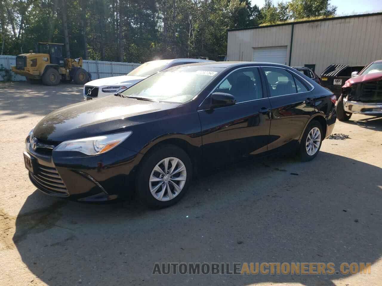 4T4BF1FK3FR510142 TOYOTA CAMRY 2015