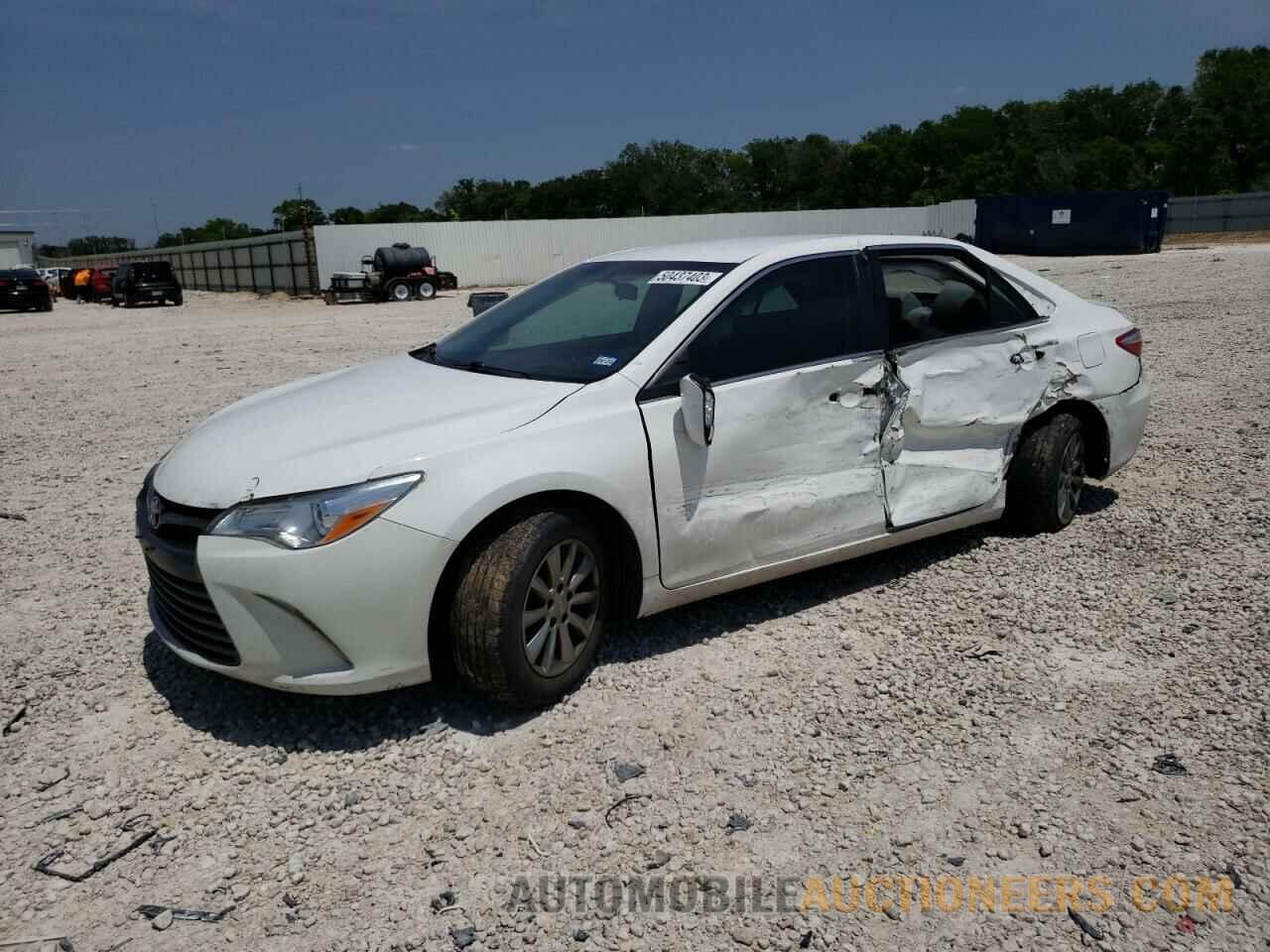 4T4BF1FK3FR515261 TOYOTA CAMRY 2015