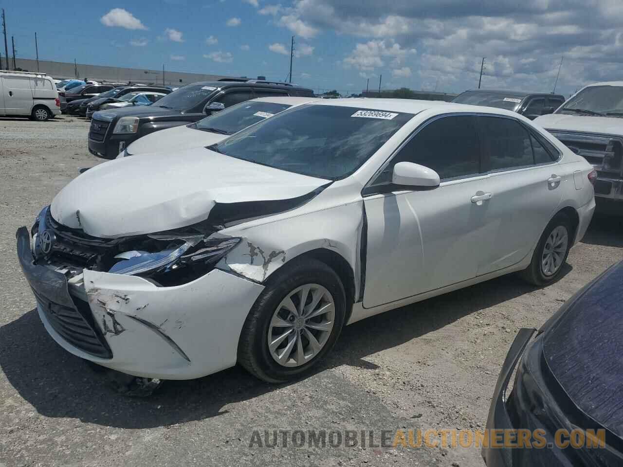 4T4BF1FK3GR549945 TOYOTA CAMRY 2016