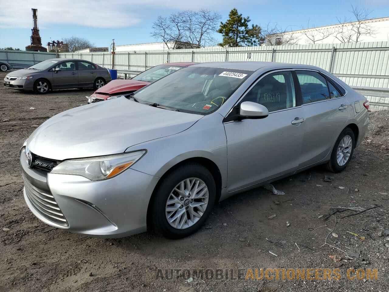 4T4BF1FK3GR557575 TOYOTA CAMRY 2016