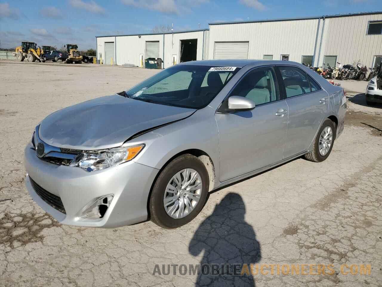 4T4BF1FK4ER426989 TOYOTA CAMRY 2014