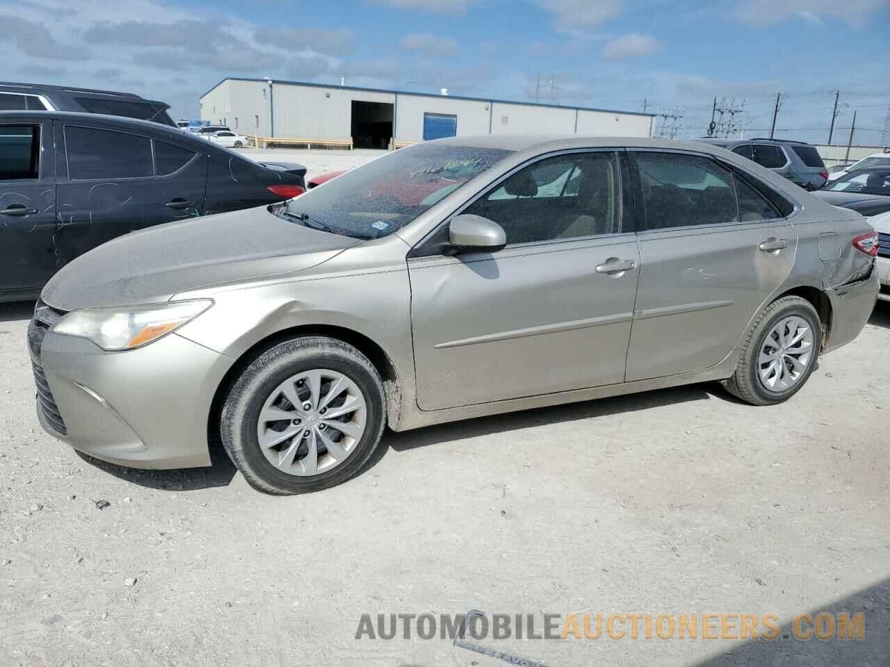 4T4BF1FK4FR461145 TOYOTA CAMRY 2015