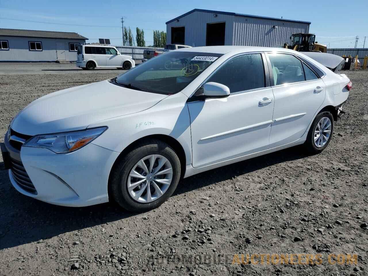 4T4BF1FK4FR497451 TOYOTA CAMRY 2015