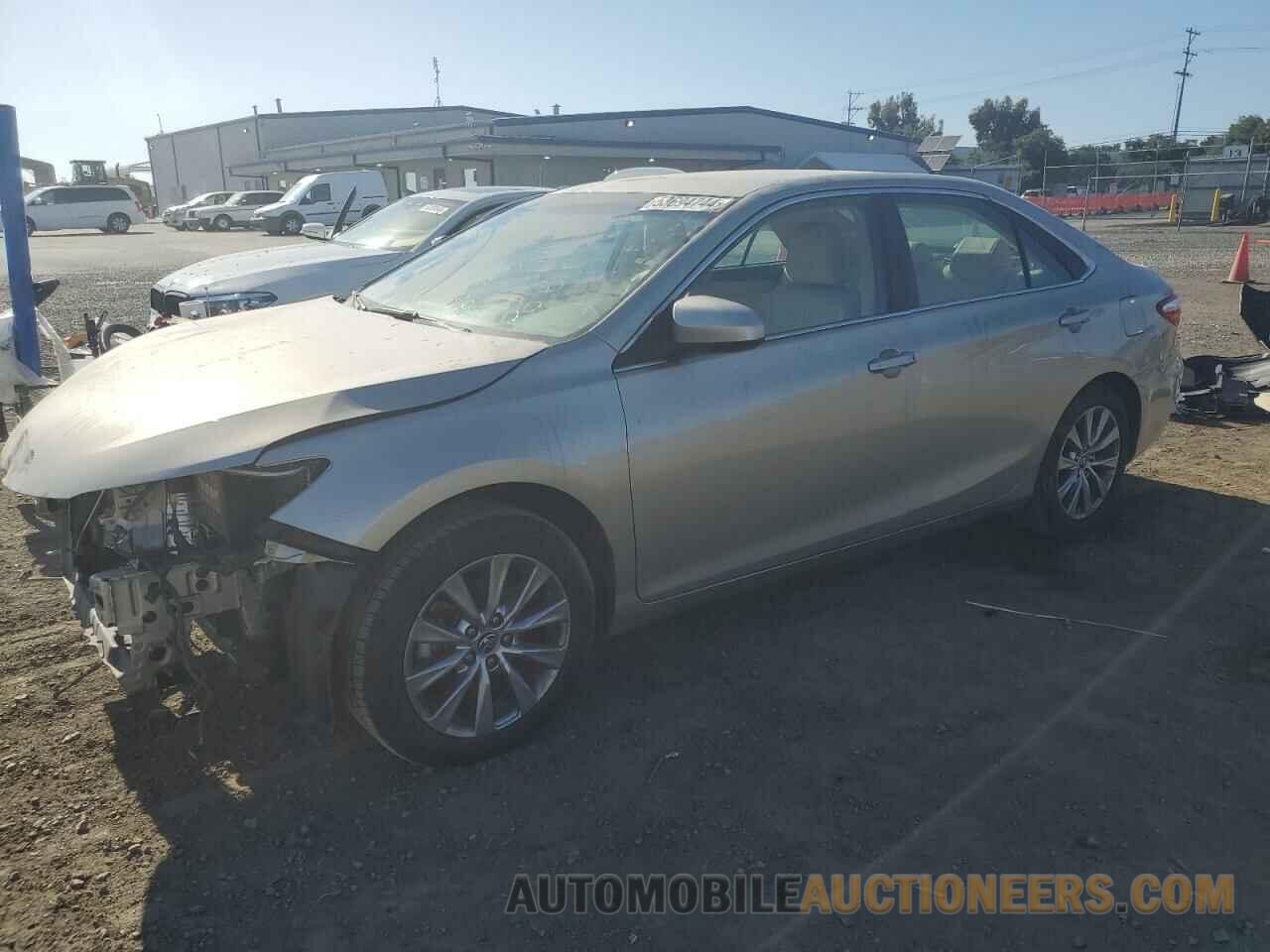 4T4BF1FK5FR454916 TOYOTA CAMRY 2015