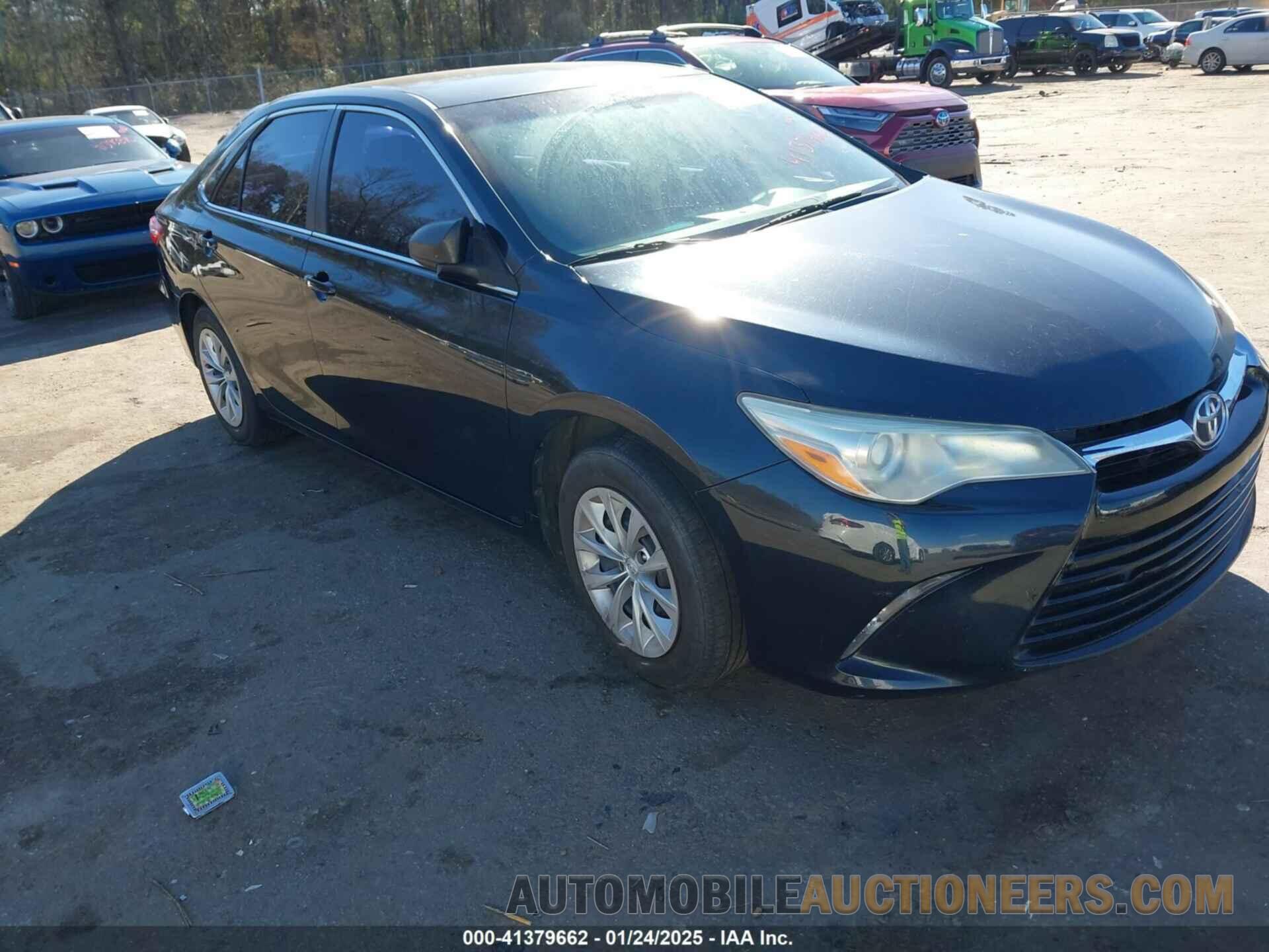 4T4BF1FK5FR482005 TOYOTA CAMRY 2015