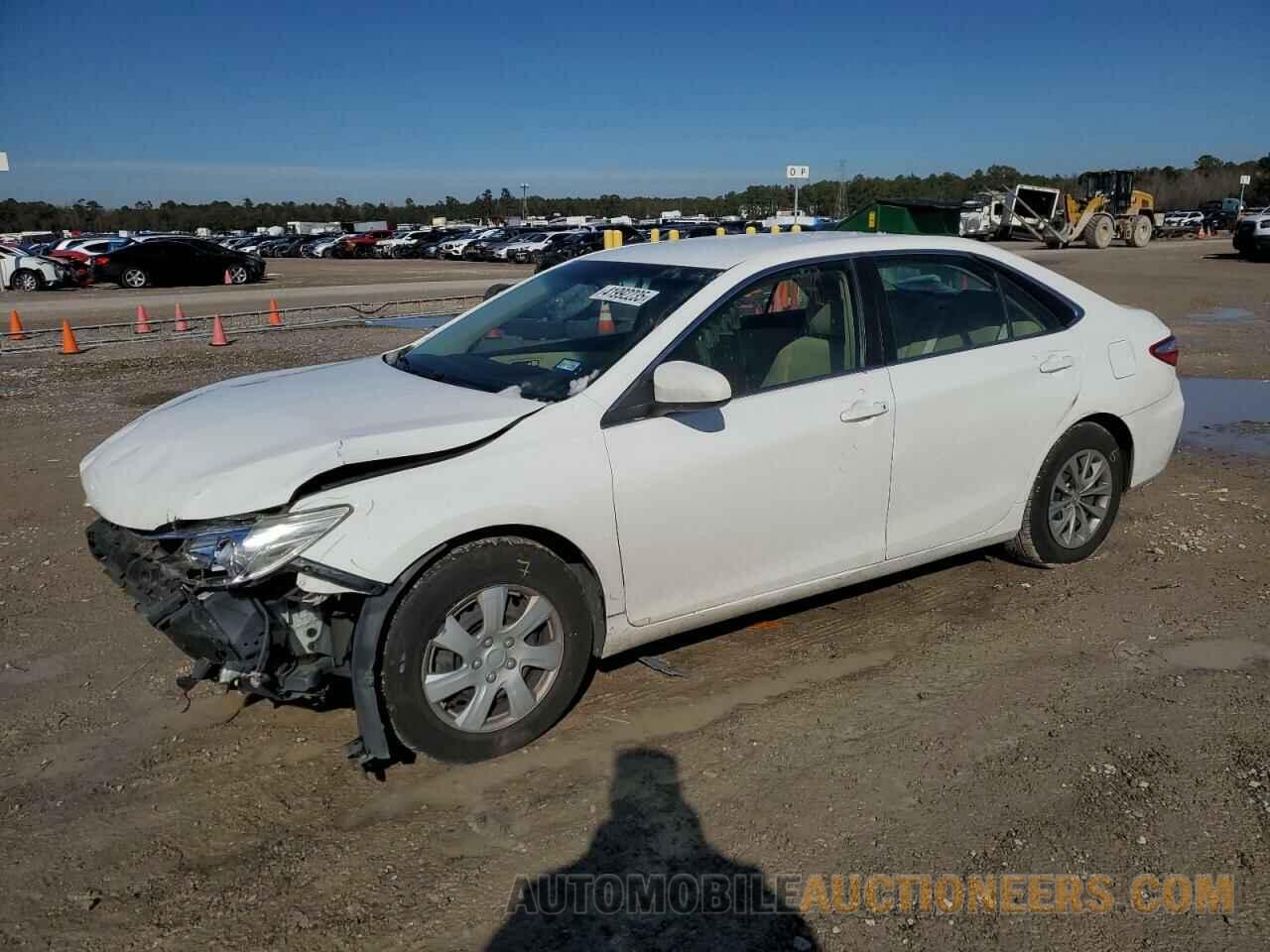 4T4BF1FK5FR513933 TOYOTA CAMRY 2015