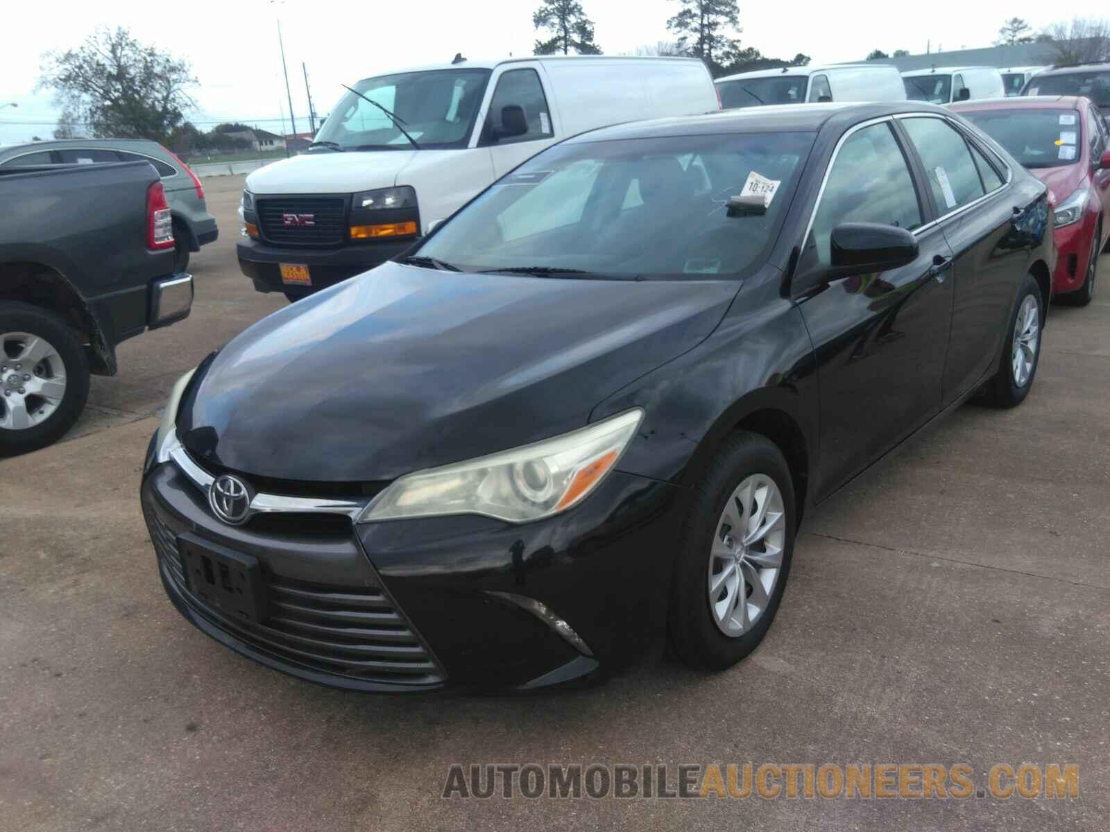 4T4BF1FK5GR539529 Toyota Camry 2016