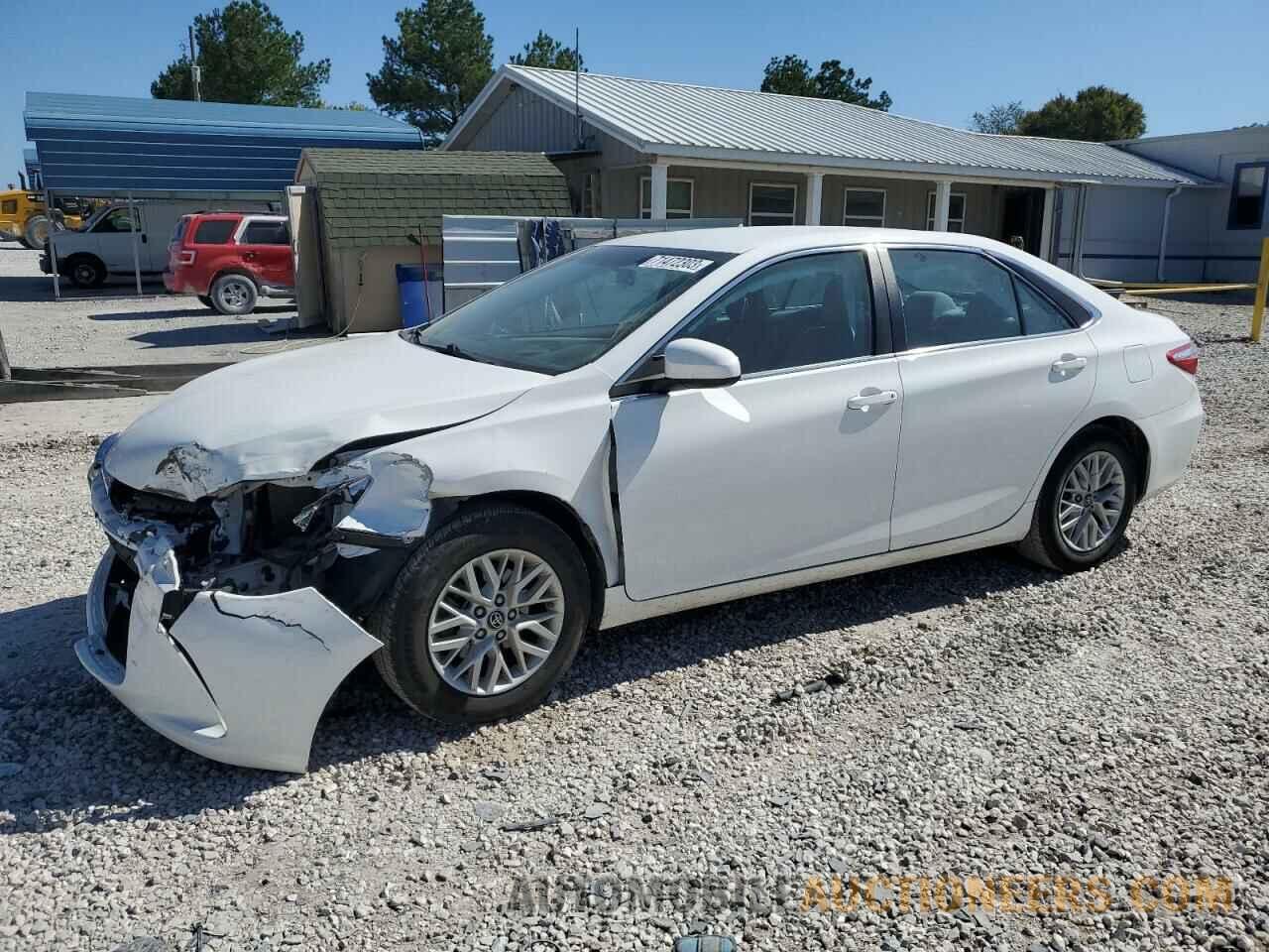 4T4BF1FK5GR558811 TOYOTA CAMRY 2016