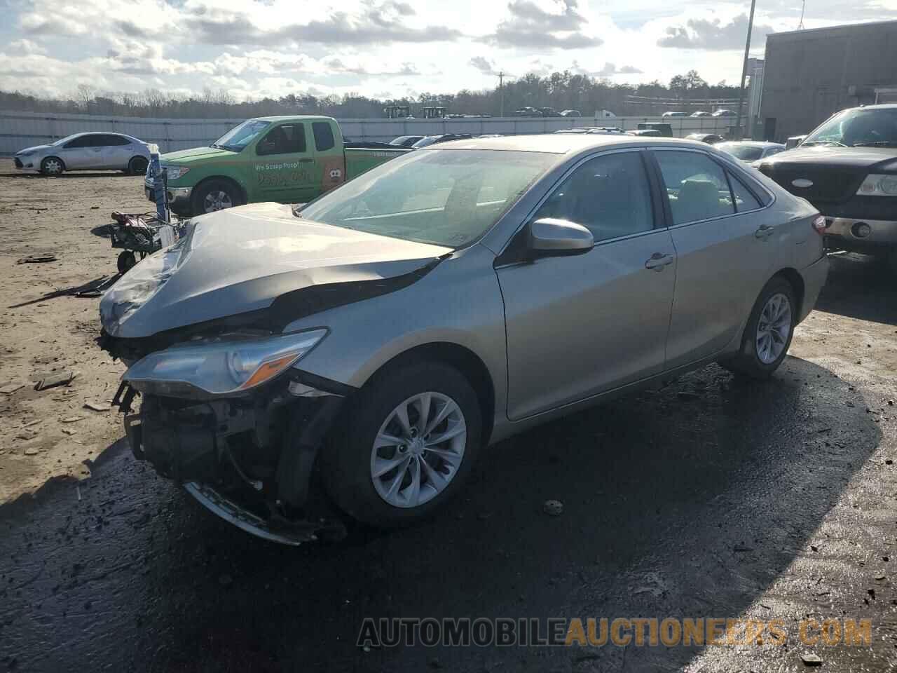 4T4BF1FK7FR464721 TOYOTA CAMRY 2015