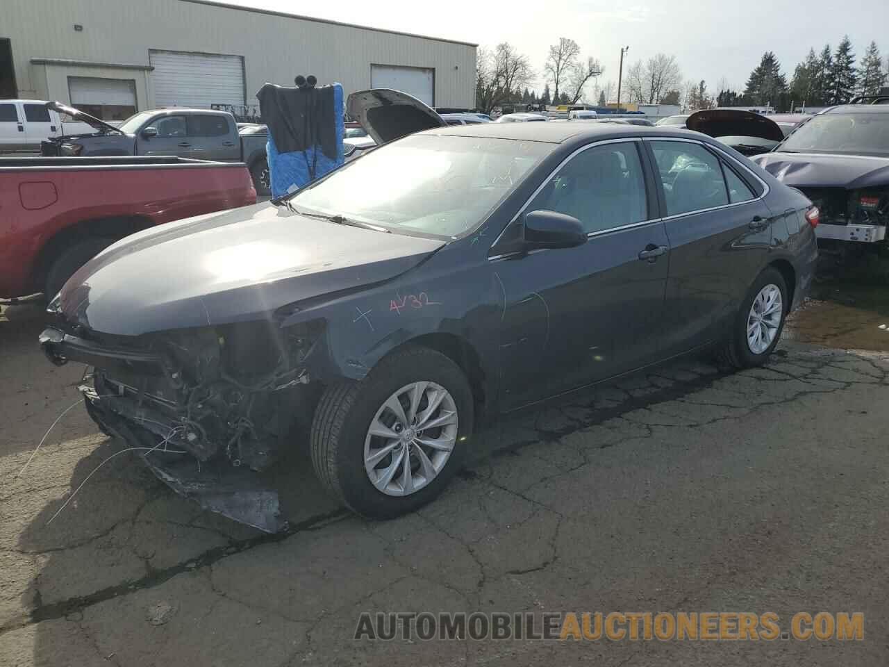 4T4BF1FK7FR471040 TOYOTA CAMRY 2015