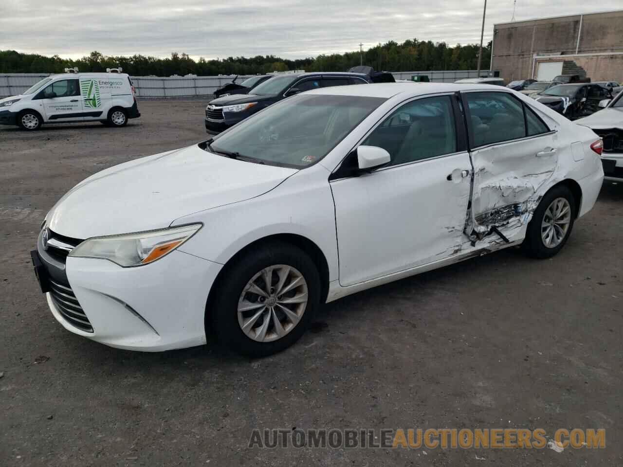 4T4BF1FK7FR477825 TOYOTA CAMRY 2015