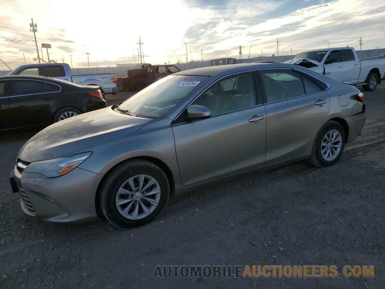 4T4BF1FK7FR514579 TOYOTA CAMRY 2015