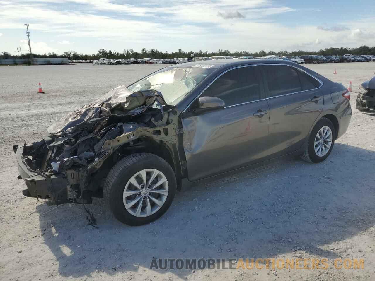 4T4BF1FK7GR564836 TOYOTA CAMRY 2016